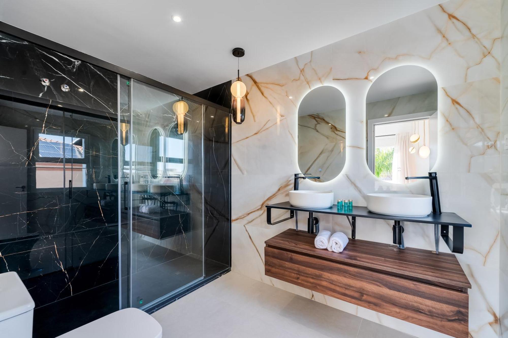 Vacation Marbella I Sunny Camelia Villa Heated Pool, Recently Renovated, Best Residential Neighborhood In Benalmadena, Short Walk To The Beach, Cinema Room Esterno foto