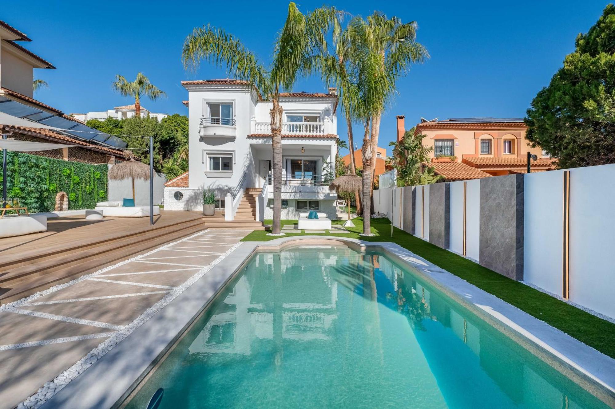 Vacation Marbella I Sunny Camelia Villa Heated Pool, Recently Renovated, Best Residential Neighborhood In Benalmadena, Short Walk To The Beach, Cinema Room Esterno foto